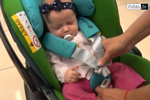 Specialisto patarimai: kaip montuoti kūdikiams skirtas kėdutes