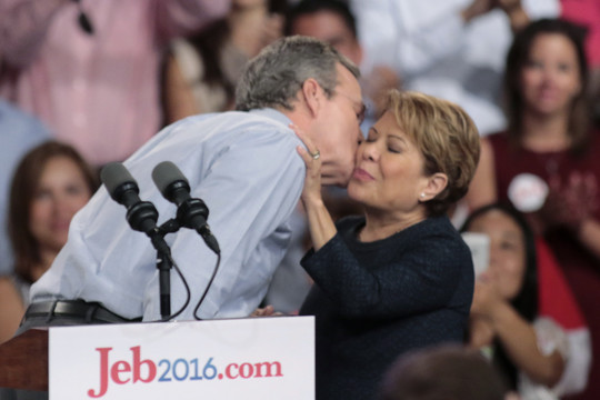 Respublikonų politikų žmonos – nepamainomos rinkimų kovose