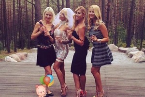 Prieš vestuves kalėjime M. Bui su bičiulėmis atšventė mergvakarį