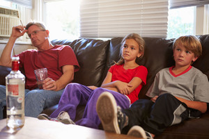 Jokio alkoholio prie vaikų. Deja, sūnaus gyvenimo nebepakeisiu