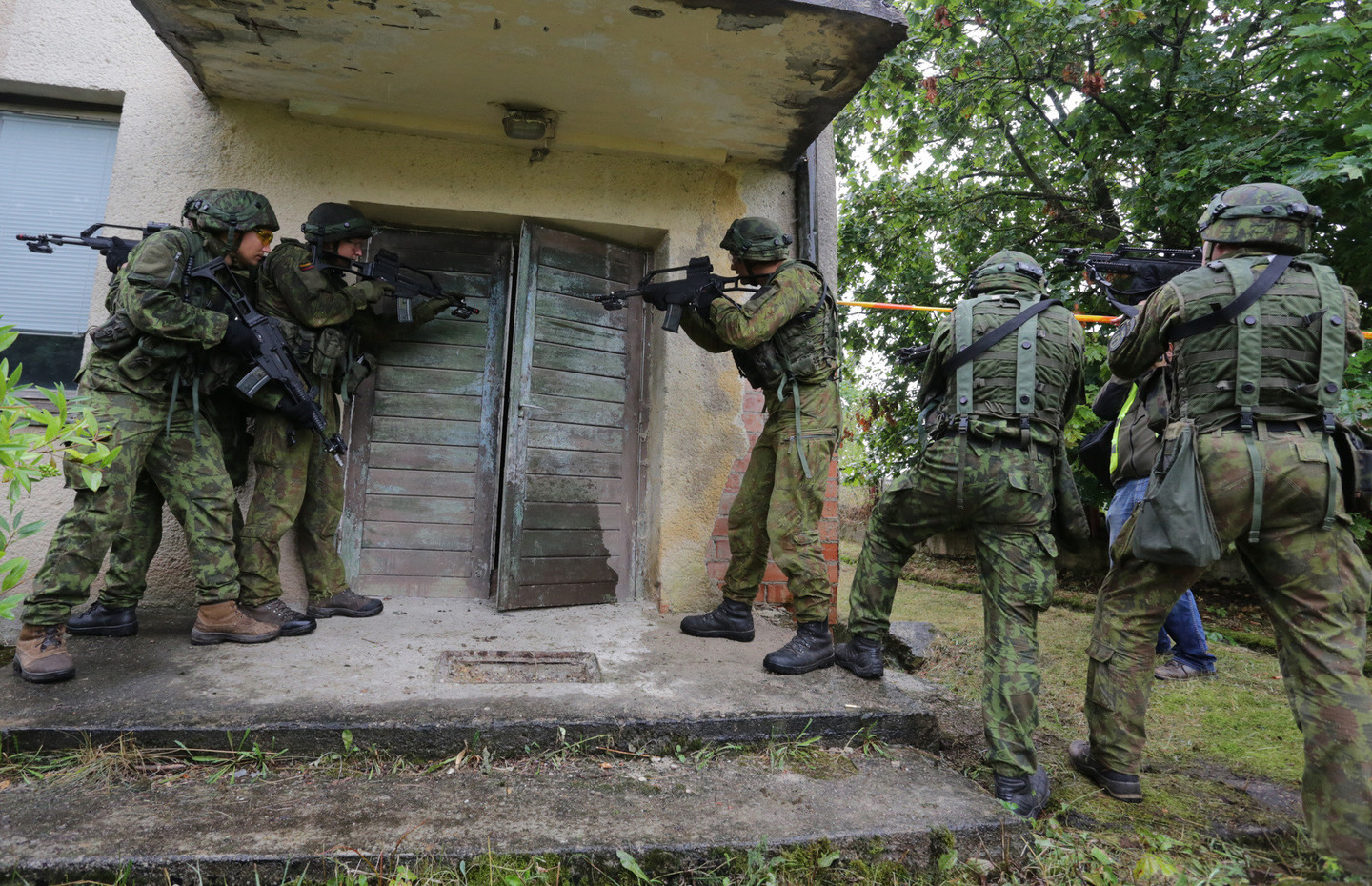 Kariuomenės žvalgų pratybos.<br>P.Mantauto nuotr.