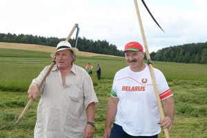 G.Depardieu parduoda turtą Prancūzijoje ir keliasi į Baltarusiją