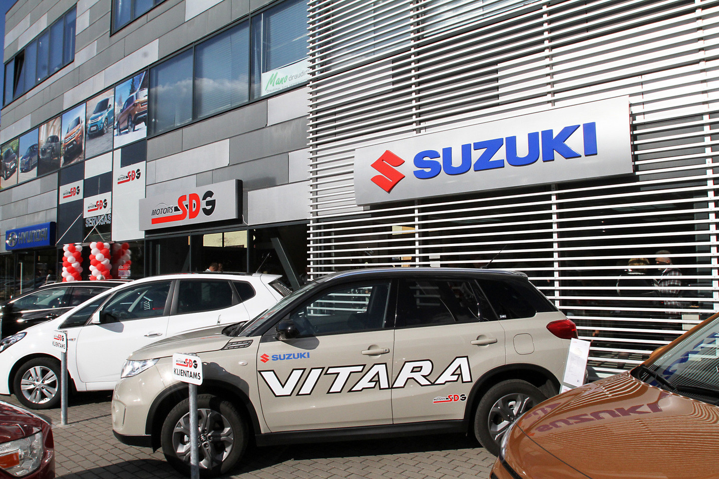 Naujojo „Hyundai“ ir „Suzuki“ centro atidarymas Kaune.<br>M.Patašiaus nuotr.