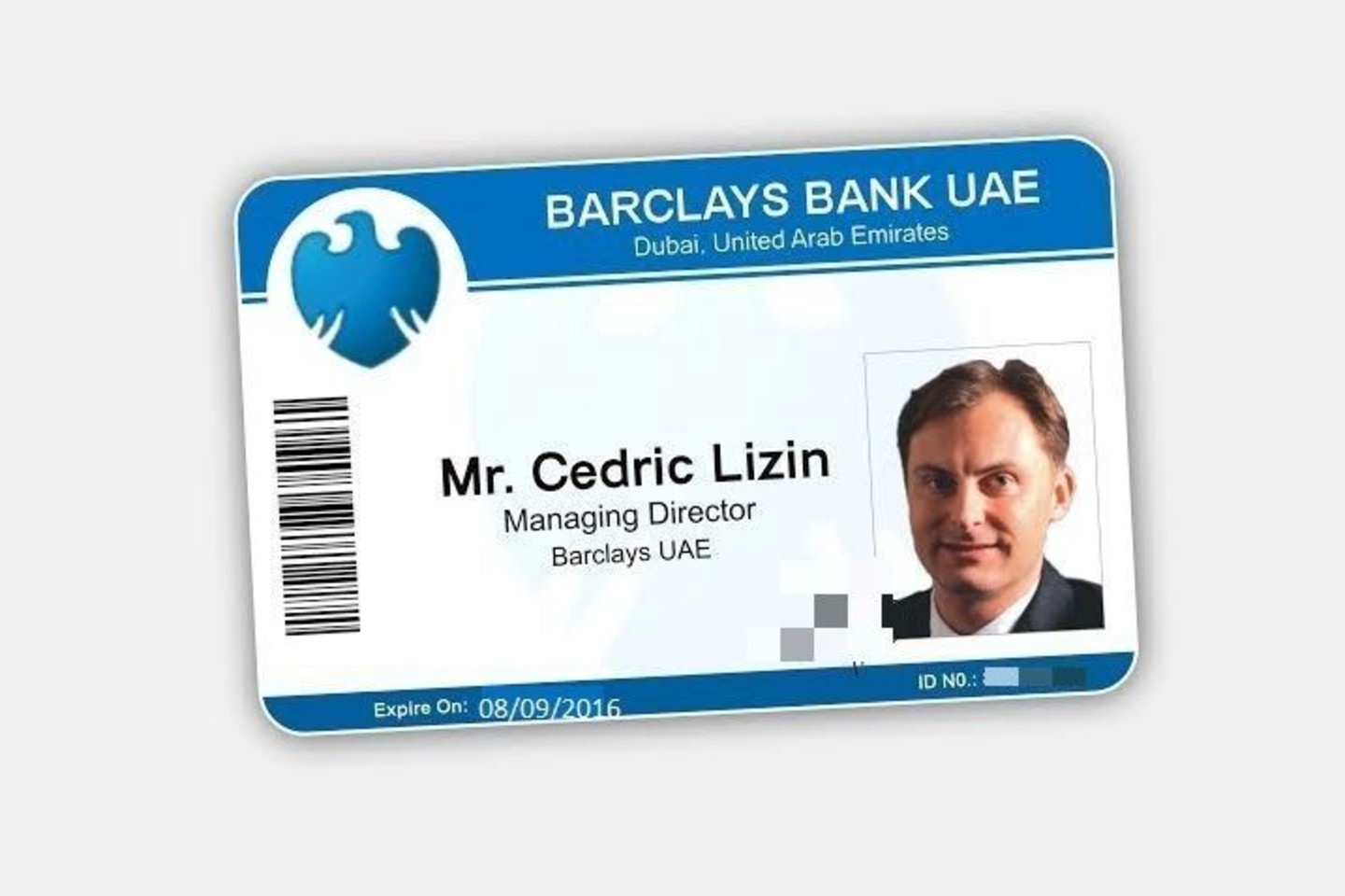 Sukčiai, naudodamiesi įtakingų JAE asmenų – „Barclays“ banko valdytojo ir garsaus teisininko – vardais, bando melžti ir patiklių lietuvių pinigus.<br>Emos nuotr.