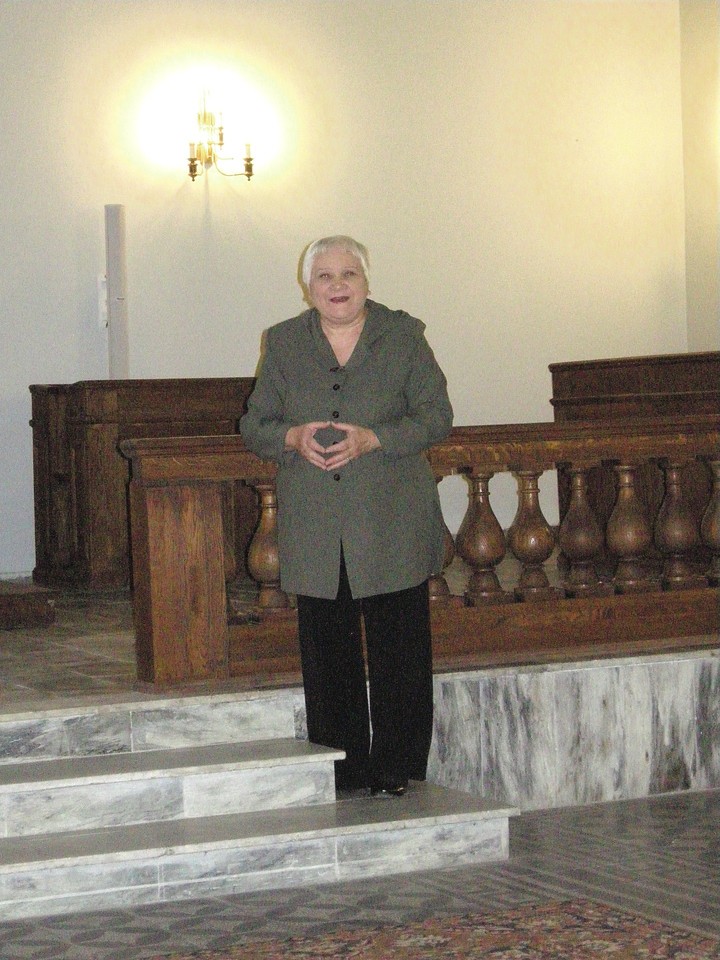 Dainininkė V.Povilionienė dalyvauja Vilniaus dzūkų klubo veikloje.