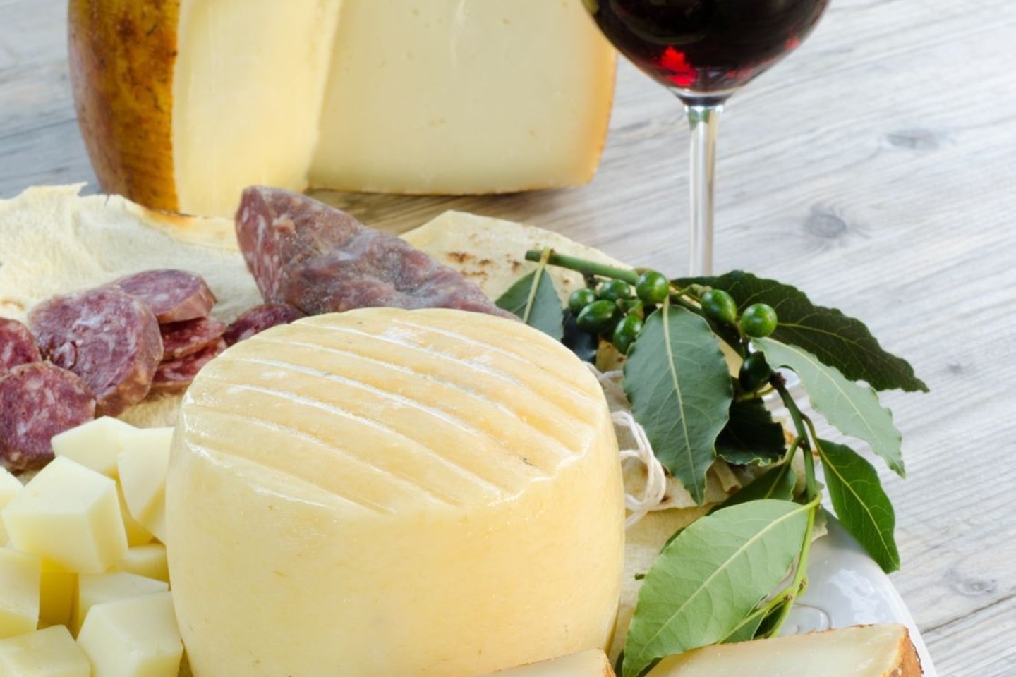 Sardinijos virtuvės skonis – pekorino sūrio skonis.