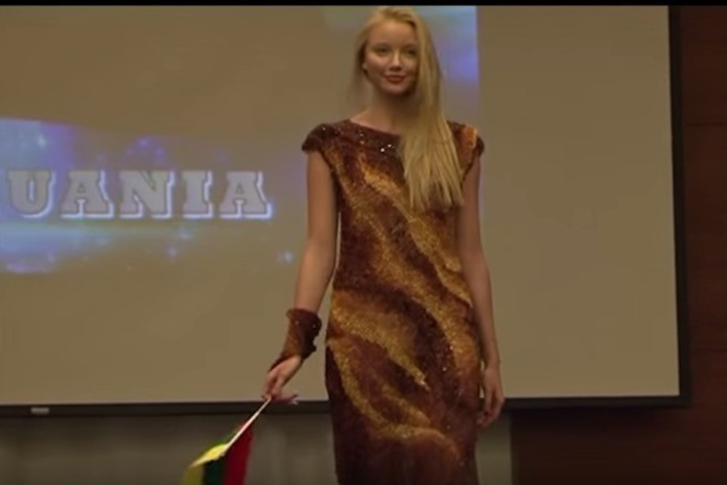 Karolina Toleikytė sužibėjo „Miss Planet 2015“ konkurse.<br>Asmeninio archyvo nuotr.