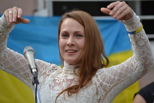 A. Smilgevičiūtė ir „Skylė“ koncertavo prie pat Ukrainos fronto