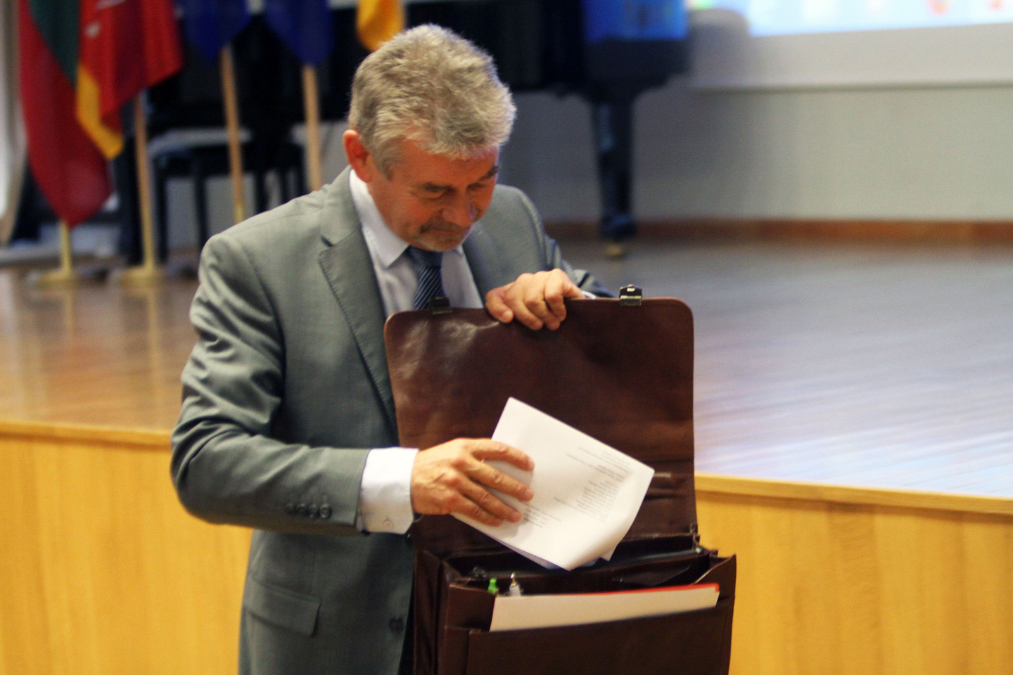 Kauno klinikų Chirurgijos klinikos vadovas profesorius Juozas Pundzius pareiškė rinkimuose nedalyvausiantis dėl procedūrinių pažeidimų.<br>M.Patašiaus nuotr.