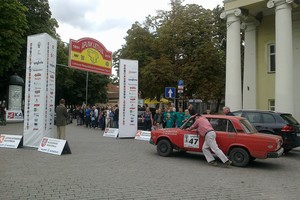 Purvini, išvargę ir apdriskę. Nejaugi po ralio būna kitaip?