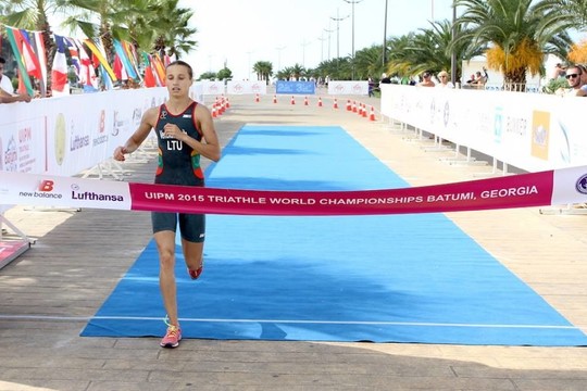 Lietuvės naujų sportų – pasaulio biatlo ir triatlo – čempionės