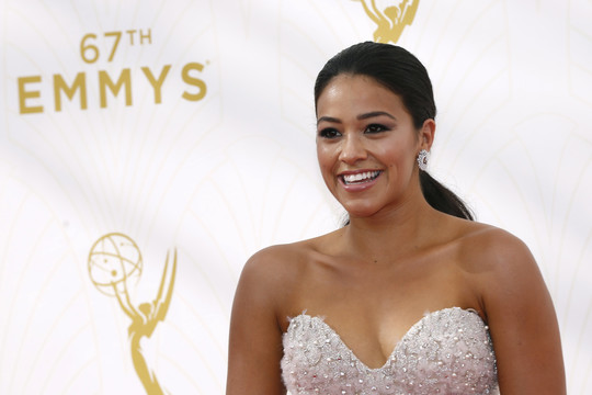 Gina Rodriguez išsiskyrė su savo širdies draugu