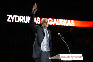 Ž. Ilgauskas tapo vidurinės mokyklos krepšinio treneriu