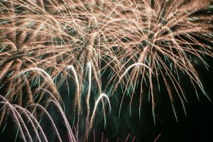 Vilniuje sproginės įspūdingi fejerverkai iš parako tėvynės