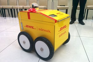 Neišsigąskite: tai – tik siuntų pristatymo robotas