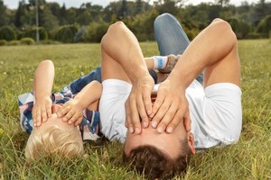 Pedofilo vaikystėje traumuotas vyras atskleidė, kuo tapo