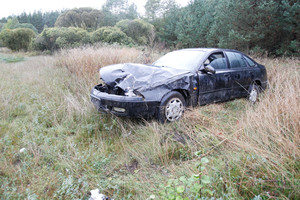 Vilniaus rajone nuo kelio nulėkė „Mazda“: vairuotojas paspruko