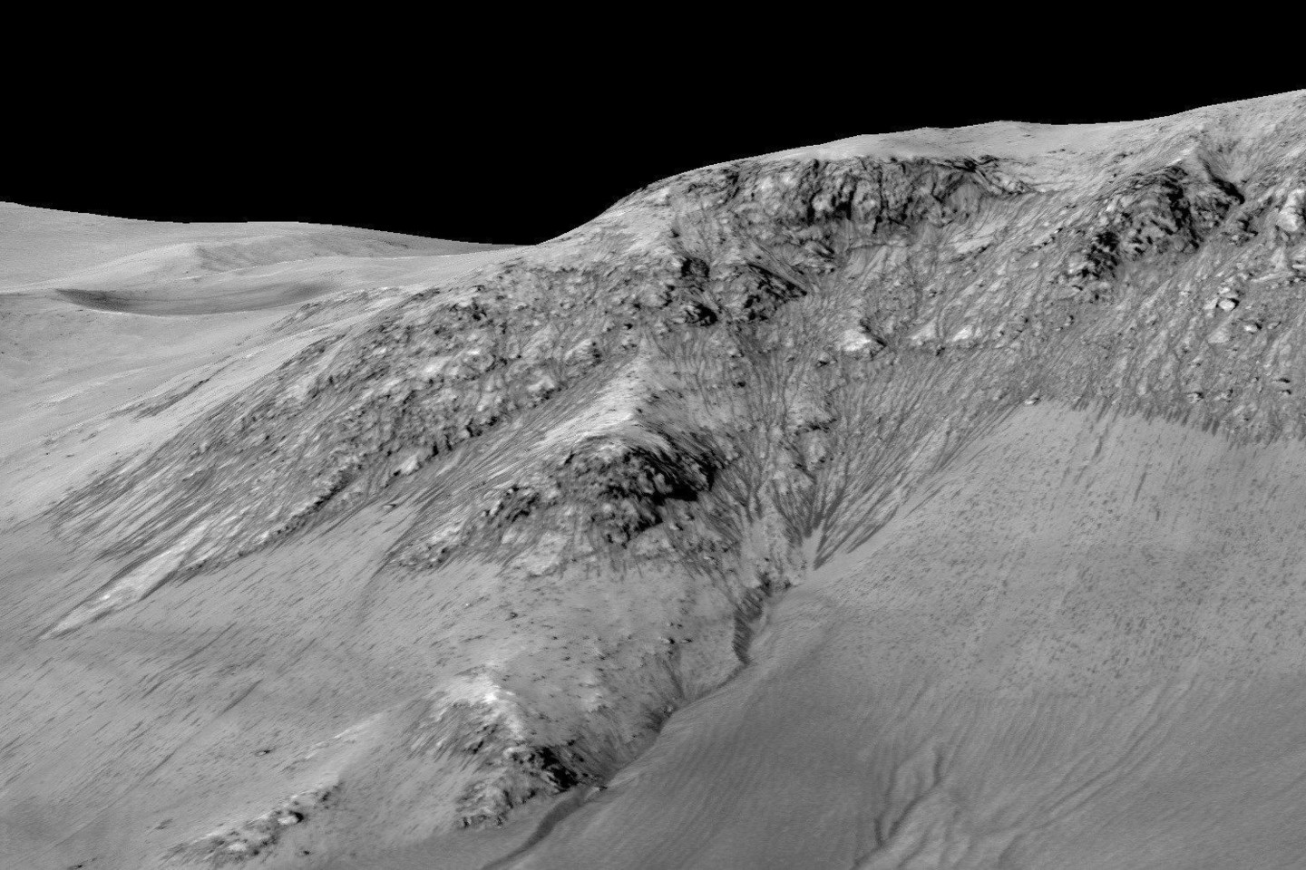 Skysto vandens Marse atradimas padidina tikimybę, jog Marse gali egzistuoti gyvybė.<br>AFP/Scanpix nuotr.