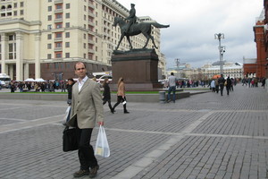 Rusijos turtuoliai dėl embargo skundžia valdžią teismams