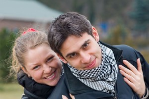 „Facebook“ mačiau, ko nori merginos. Pabėgėliai jas ims masiškai