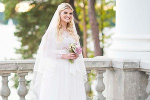 Skaiva Jasevičiūtė pasimatavo nuotakos suknelę