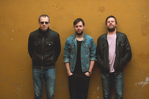 Nauja „Sisters On Wire“ daina lydės garsų keliautojų duetą