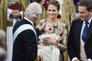 Švedija švenčia! Pakrikštytas princesės Madeleine sūnus Nicolas