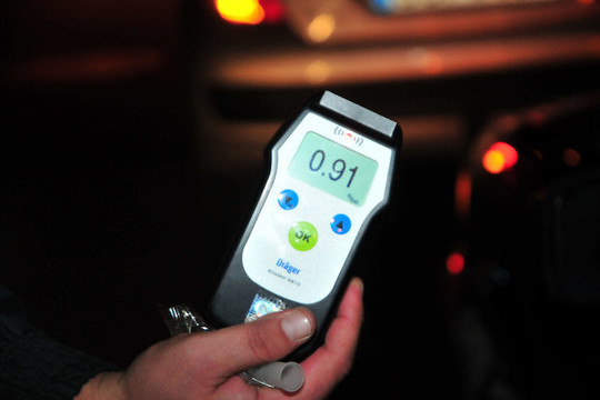 Alytaus kelių policininkui – jūra iki kelių: vairavo girtas