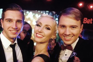 Mantas Wizard iliuzionistų šou sutiko Džeimso Bondo antrininką