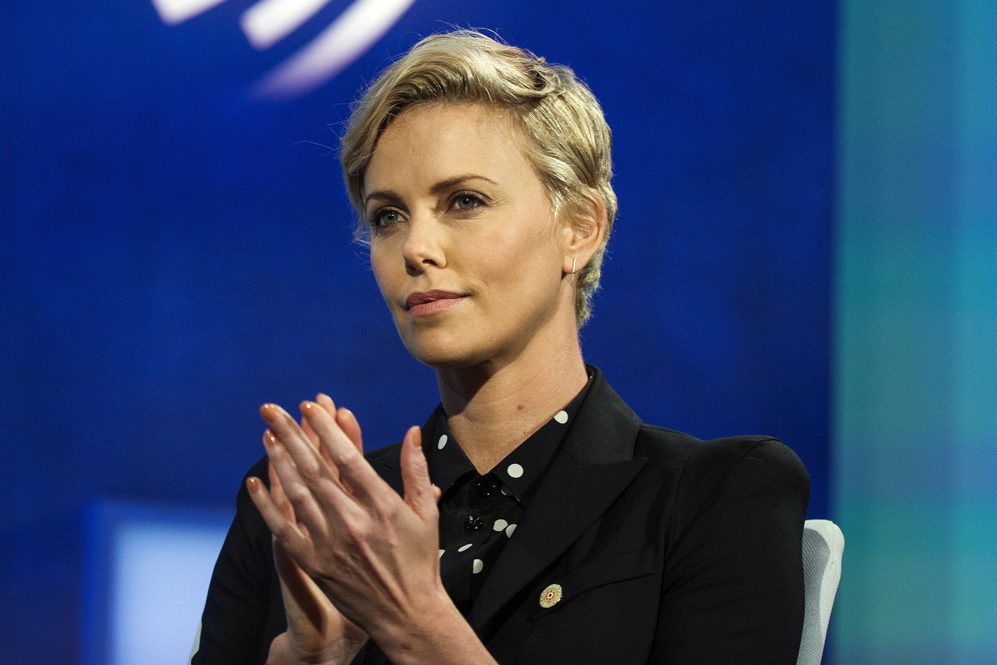 Charlize Theron derasi dėl jos kolegai Bradui Pittui turėjusio tekti vaidmens.