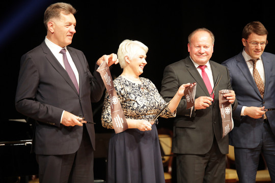 Buvusiame Raudondvario žirgyne – menų kalvės atidarymo iškilmės