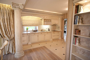 300 kv. m ploto vilniečių namas kiekvieną nustebintų prabanga