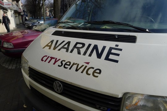 Smulkieji investuotojai – prieš „City Service“