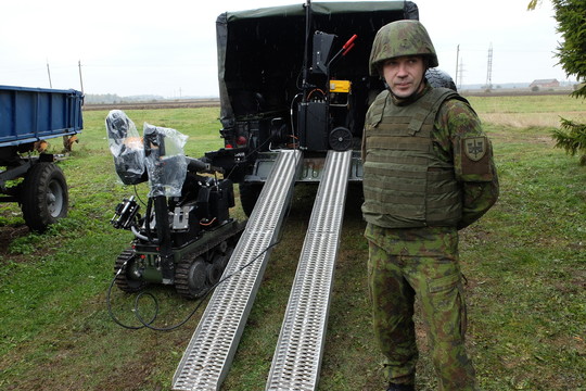 Panevėžio rajone robotas „Teodoras“ padėjo neutralizuoti bombą