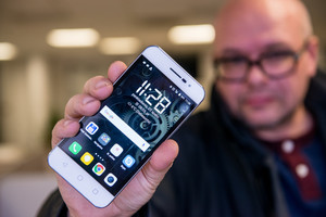 Išbandėme „Coolpad Porto“: ne turtuoliai irgi gali džiaugtis!