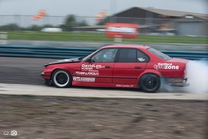 BMW ir „Audi“ gerbėjai ligoniukams paaukojo solidžią pinigų sumą