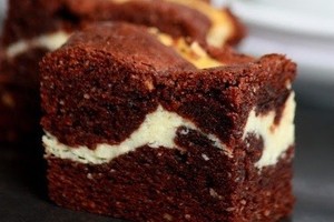 Šokoladinis pyragas su varške ilgai išlieka drėgnas