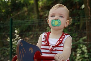 Apšalau nuo vaizdų privačiam darželyje. Savo vaikų į jį neleisiu