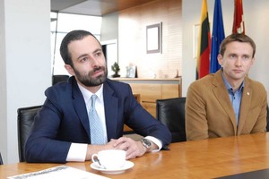 „Uber“ atstovas: „Įmonė jau ieško partnerių vežėjų“