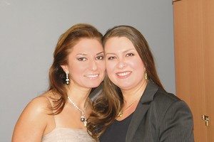 Scenoje – tarsi liūtės, o namuose – rūpestingos motinos