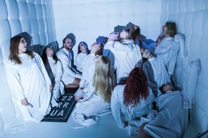 „2ru2ra“ siaučia toliau: uostamiestyje įkūrė beprotnamį