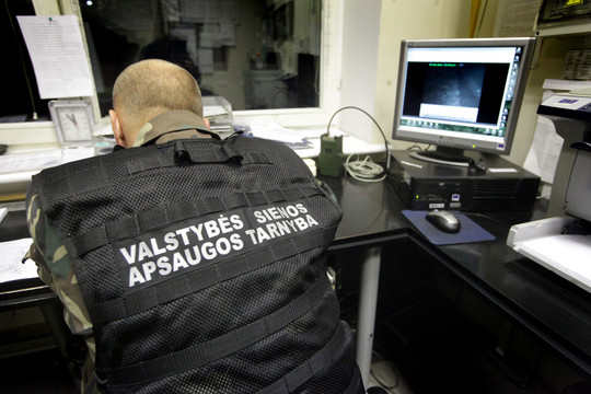 Iš tarnybos atleisti dokumentą suklastoję du pasieniečiai