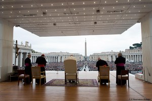 Vatikano paslapčių atskleidimas – perspėjimas popiežiui