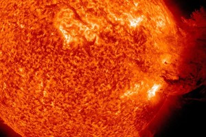 Baltieji rūmai pradeda ruoštis katastrofiškiems Saulės žybsniams