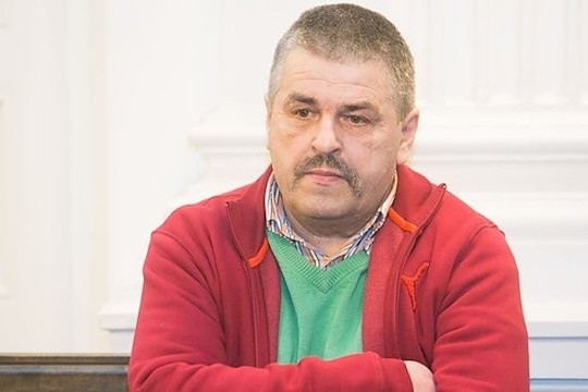 Teismas: pareigūnai nestabdė šnipinėjusio R. Lipskio