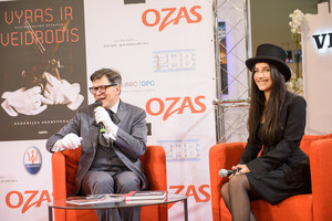 Knygą pristatydamas Eugenijus Skerstonas gyrė jaunimo stilių