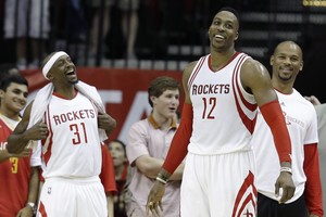 Hjustonas bėdą išsprendė per pratęsimą