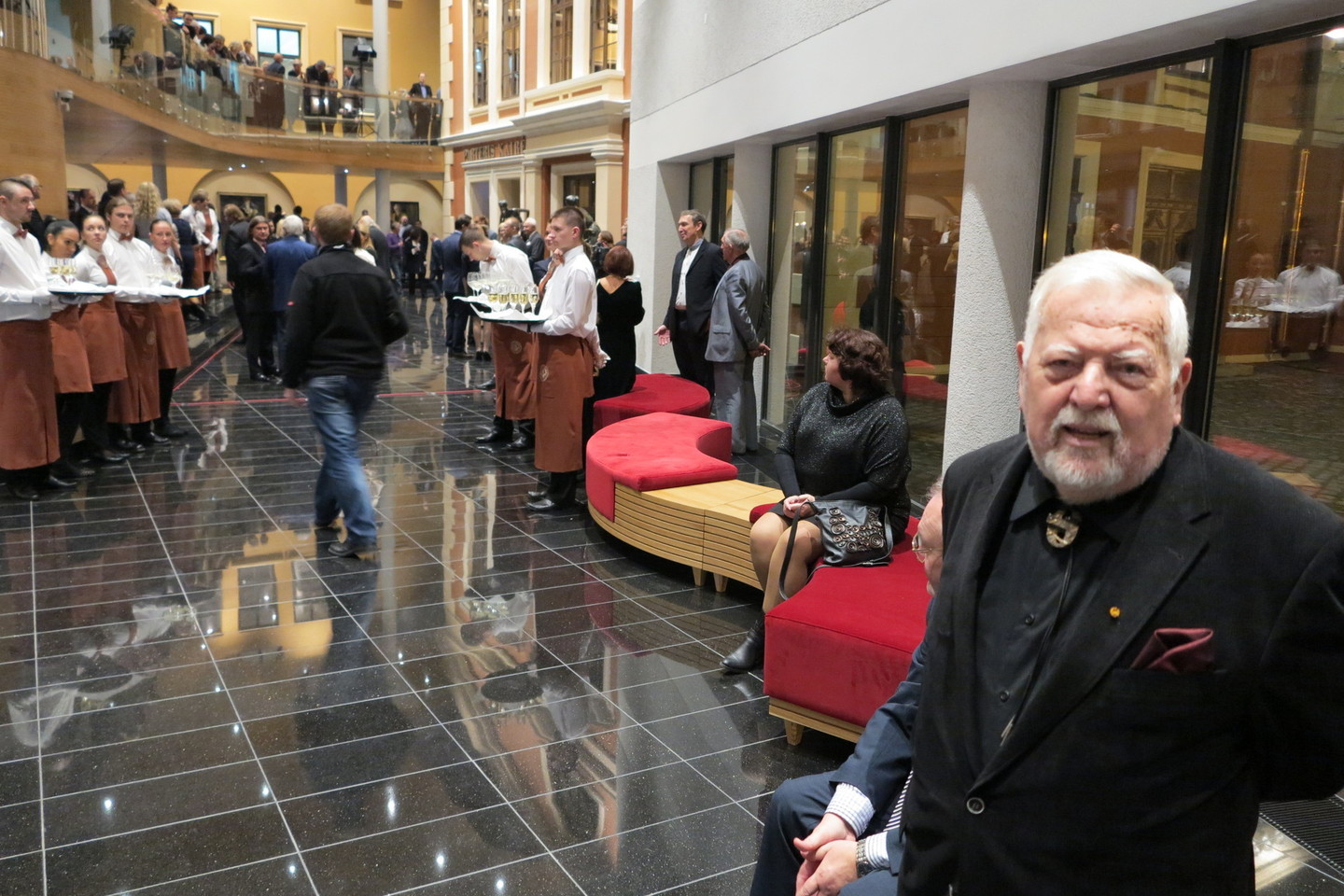 laipėdos dramos teatro meno vadovas P.Gaidys buvo apimtas prieštaringų jausmų.<br>G.Pilaičio nuotr.