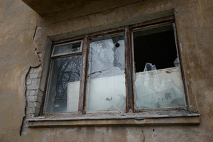 Už butą landyne virtusiame name vilnietis vis dar nori milijonų