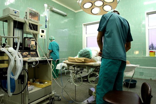 Paauglė „pasipuošė“ magnetukais – teko šalinti dalį žarnų